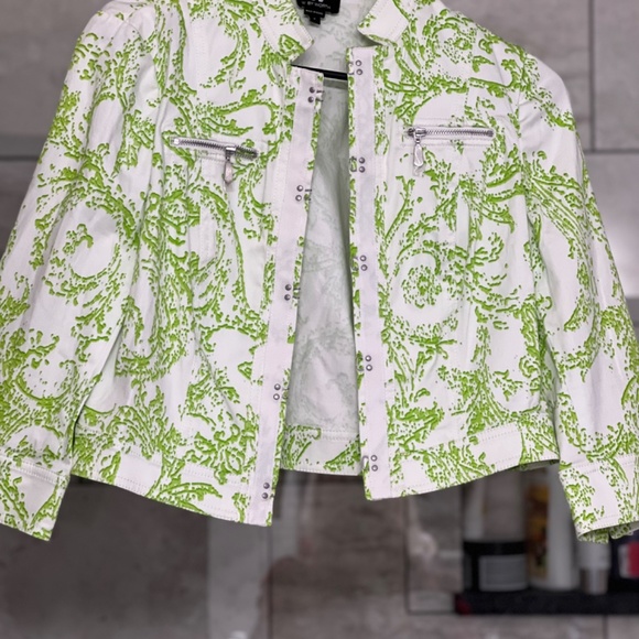 Jacket - Picture 3 of 5